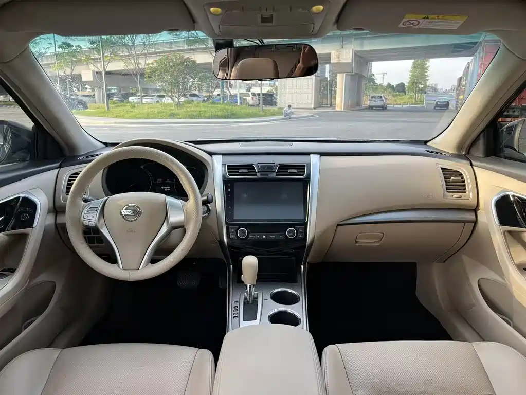 Nissan Altima 2016 2.0L XE Fashion