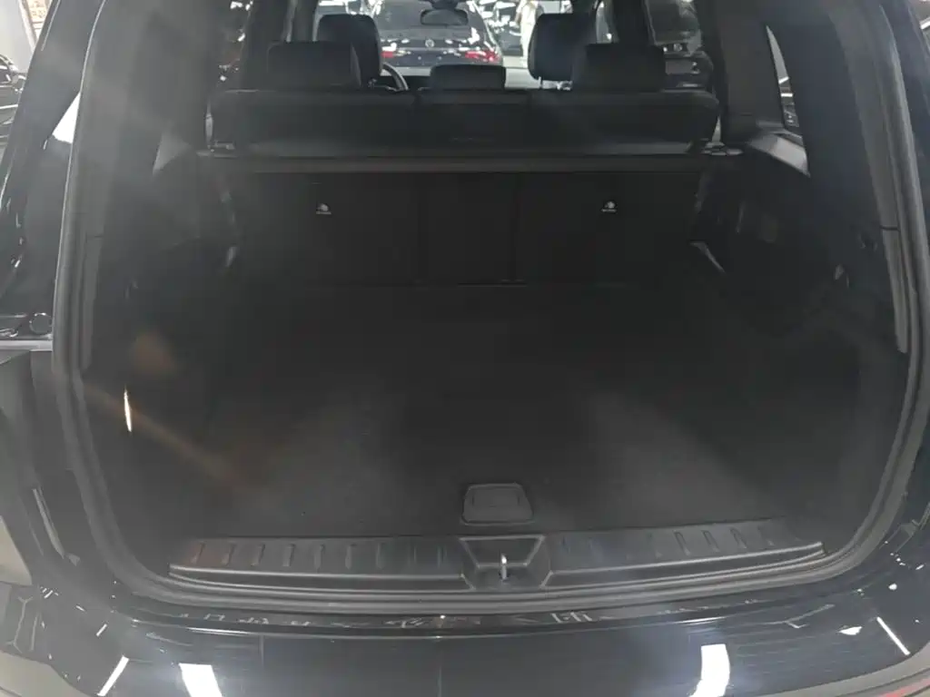 Mercedes-Benz GLB — миниатюра 19