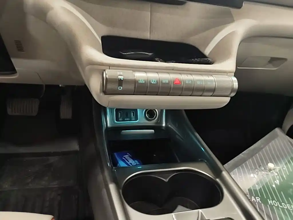 BYD Dolphin — миниатюра 14