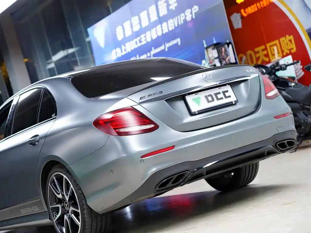 MERCEDES-BENZ E CLASS AMG