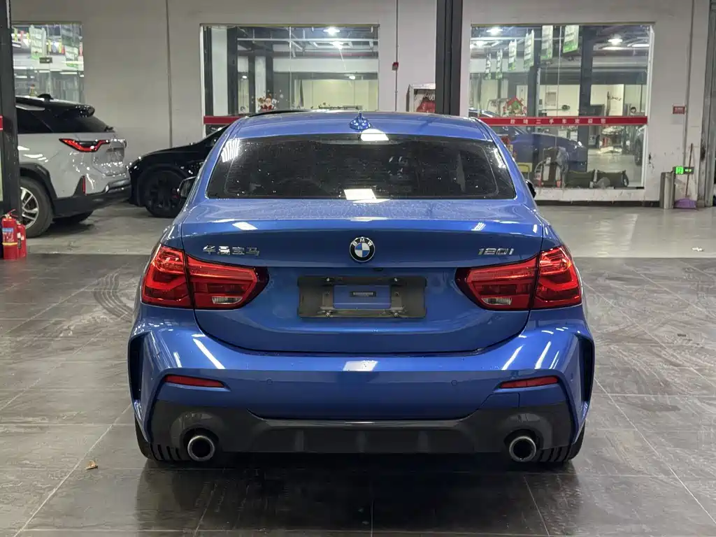 BMW 1 Series — миниатюра 17