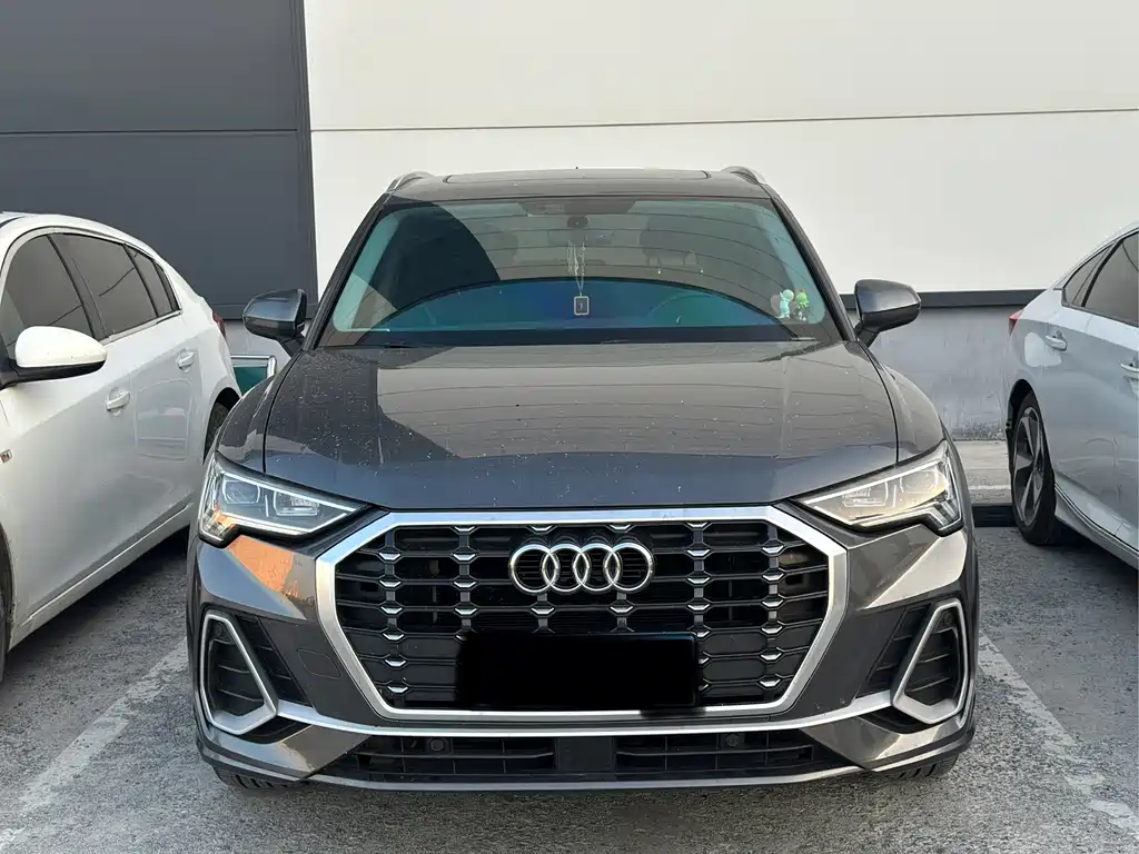 Audi Q3 — миниатюра 2