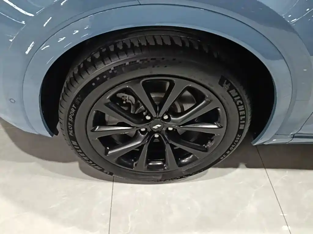 Li Auto Li ONE — миниатюра 23