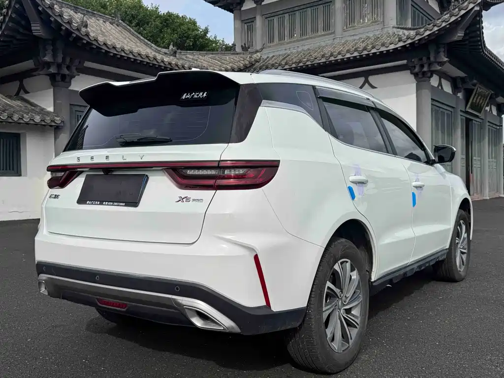 Geely Vision X6 — миниатюра 5