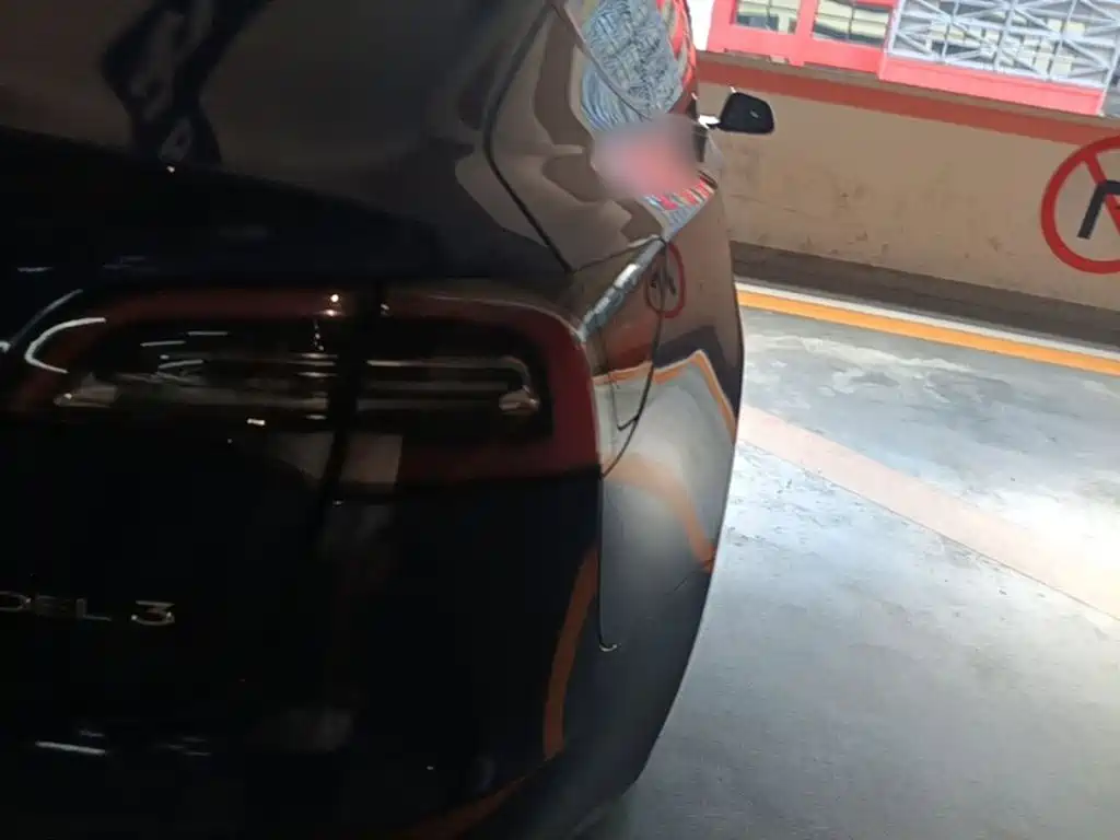 Tesla Model 3 — миниатюра 8