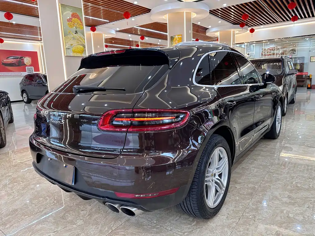 Porsche Macan — миниатюра 6