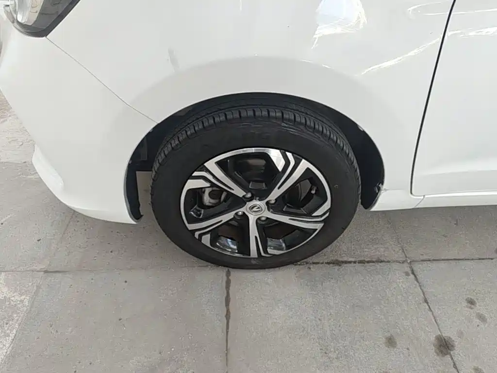 Changan Benben E-Star — миниатюра 23