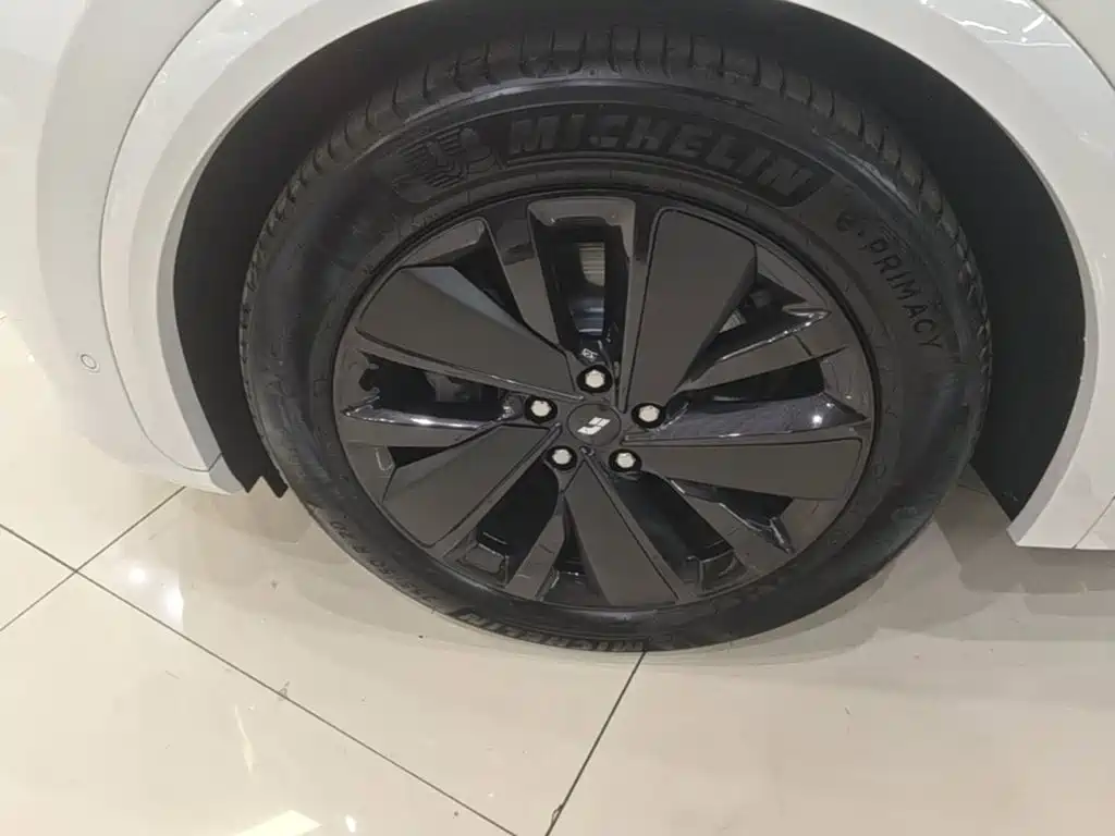 Li Auto Li L7 — миниатюра 23