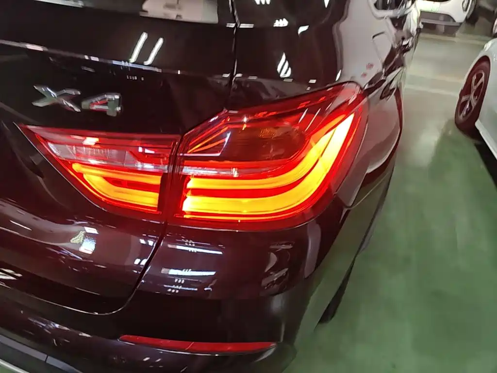 BMW X4 — миниатюра 8