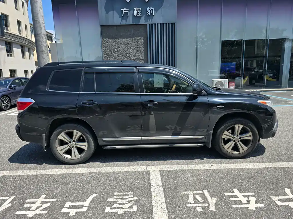 Toyota Highlander — миниатюра 15