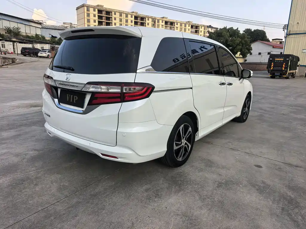 Honda Odyssey — миниатюра 7