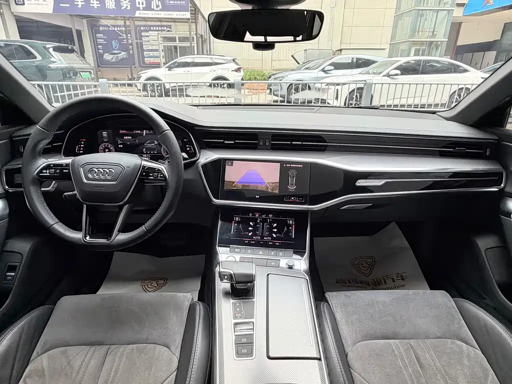 Audi A6L — миниатюра 12