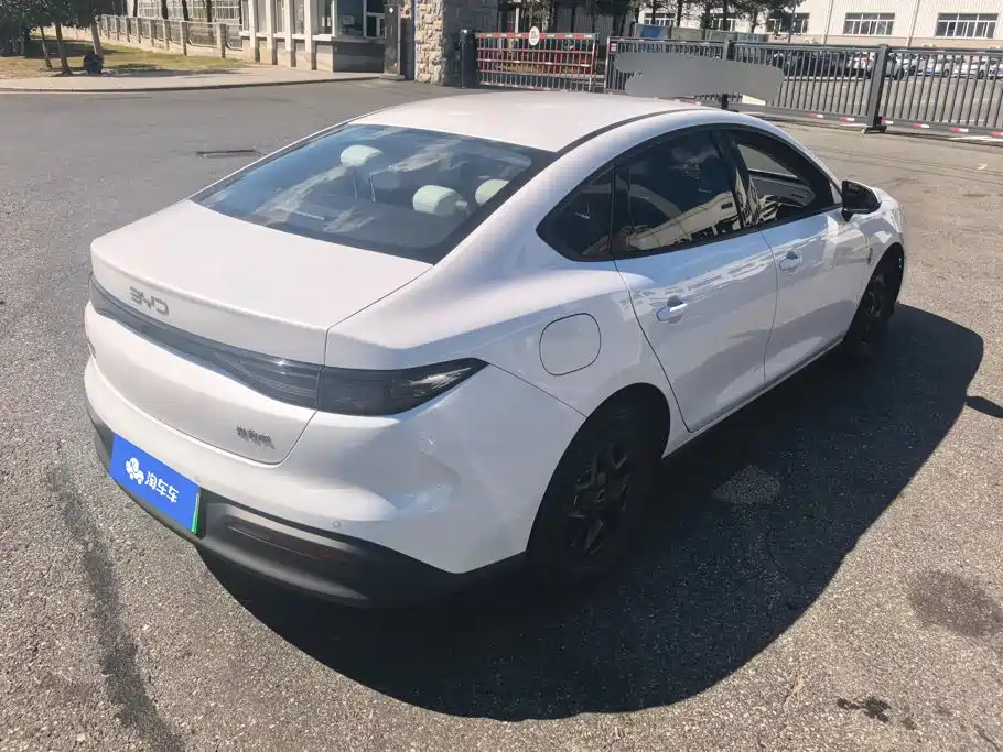 BYD Seal 05 DM-i — миниатюра 3