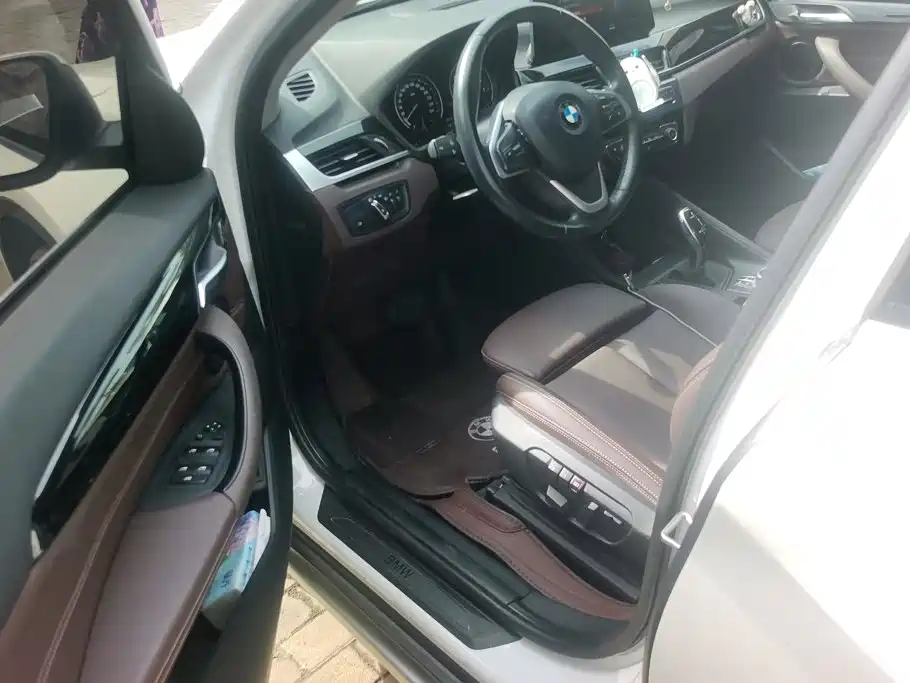 BMW X1 — миниатюра 9