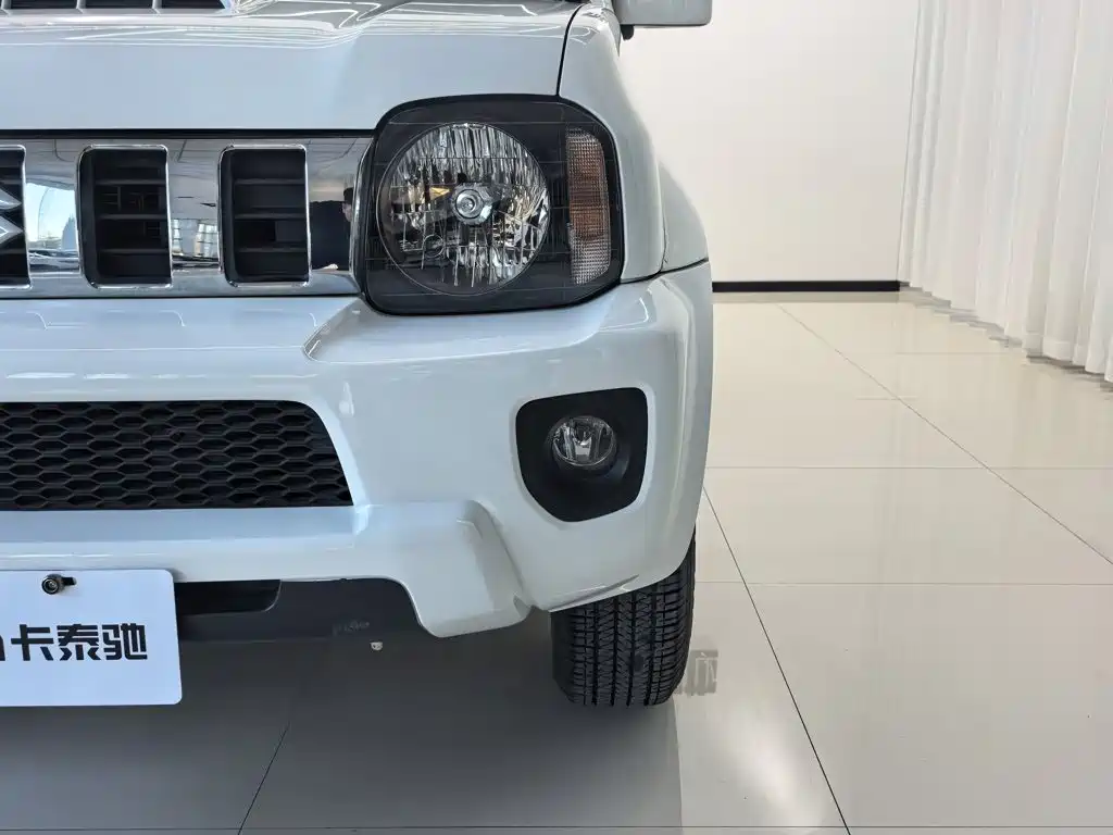 Suzuki Jimny — миниатюра 4