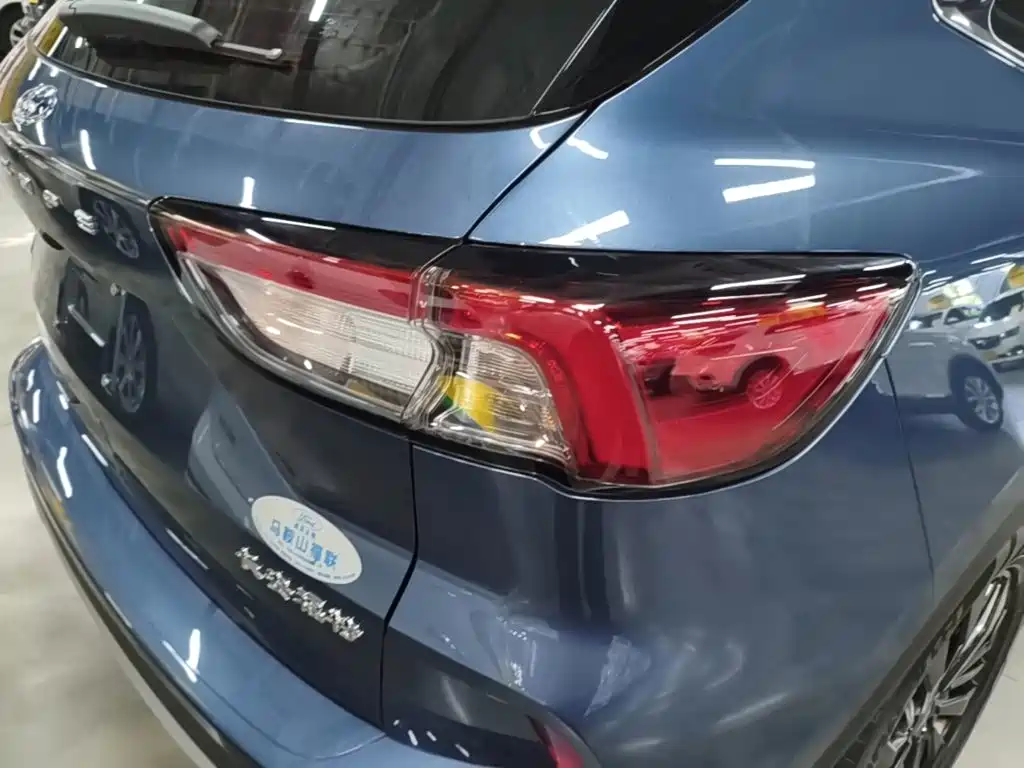 Ford Escape — миниатюра 8