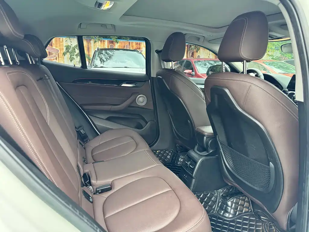 BMW X2 2023 sDrive25i M