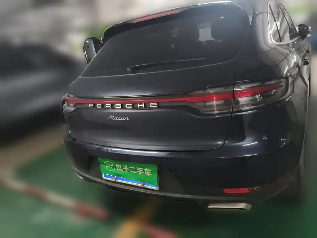 Porsche Macan — миниатюра 3