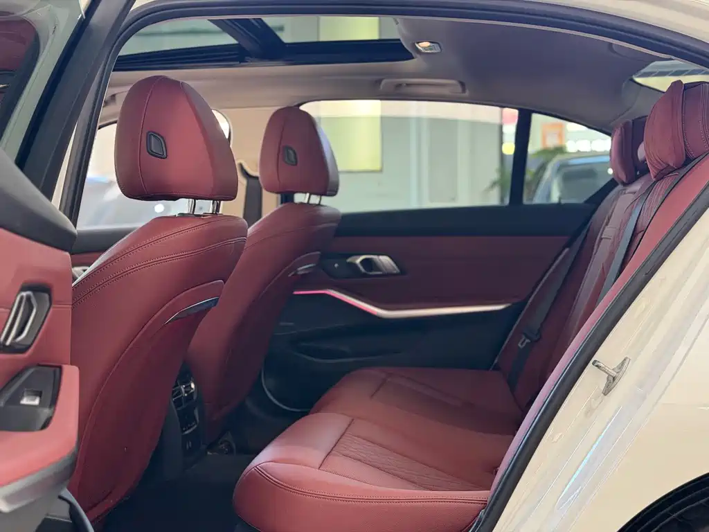 BMW 3 Series — миниатюра 5
