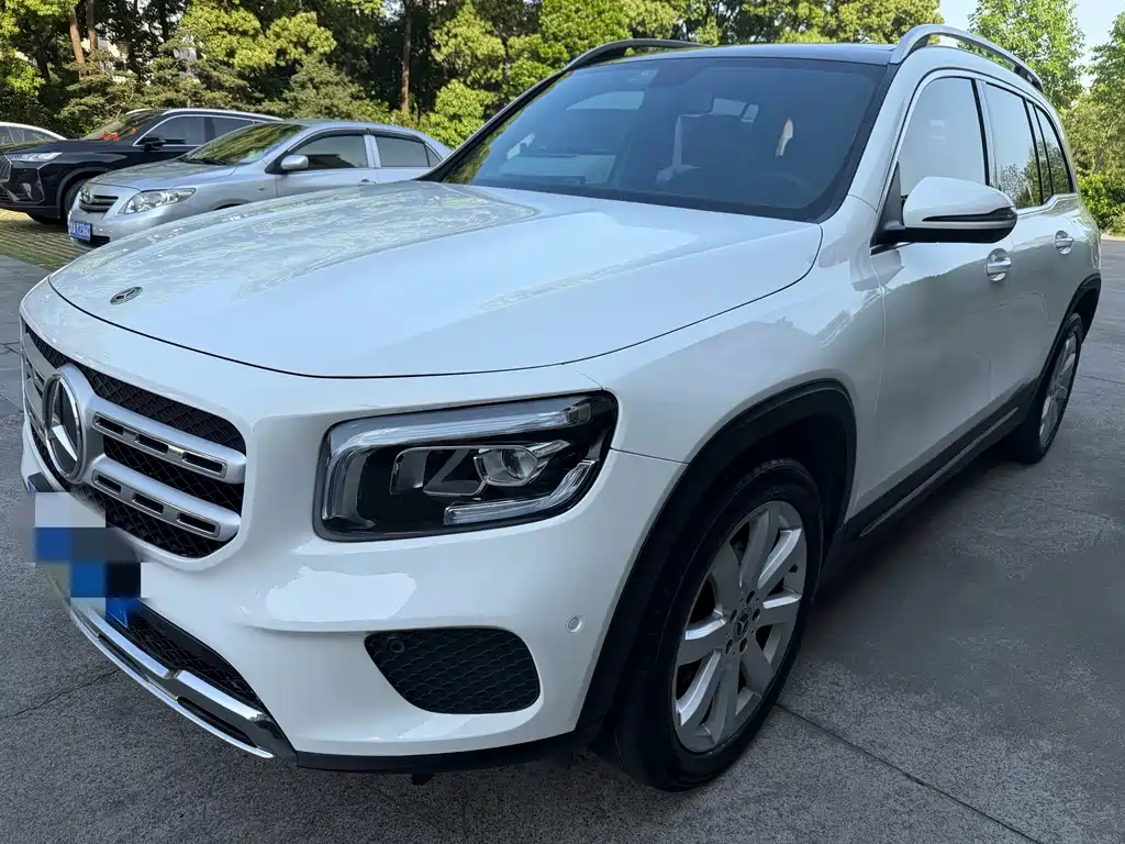 Mercedes-Benz GLB — миниатюра 2
