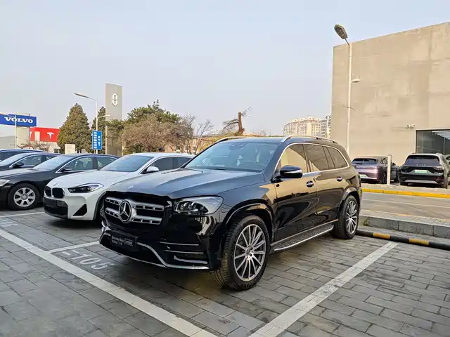 MERCEDES-BENZ GLS