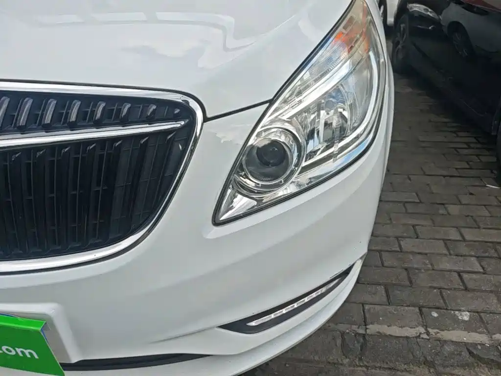 Buick GL8 — миниатюра 24
