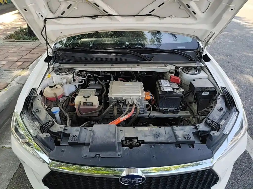 BYD e3 — миниатюра 20