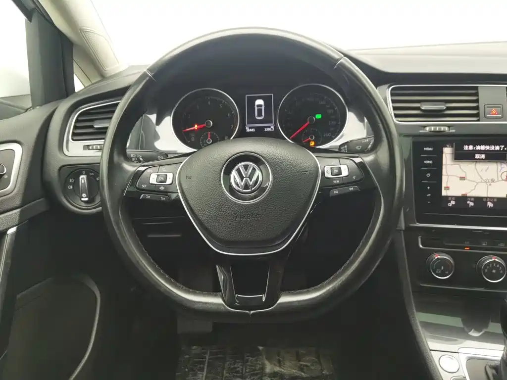 Volkswagen Golf — миниатюра 11