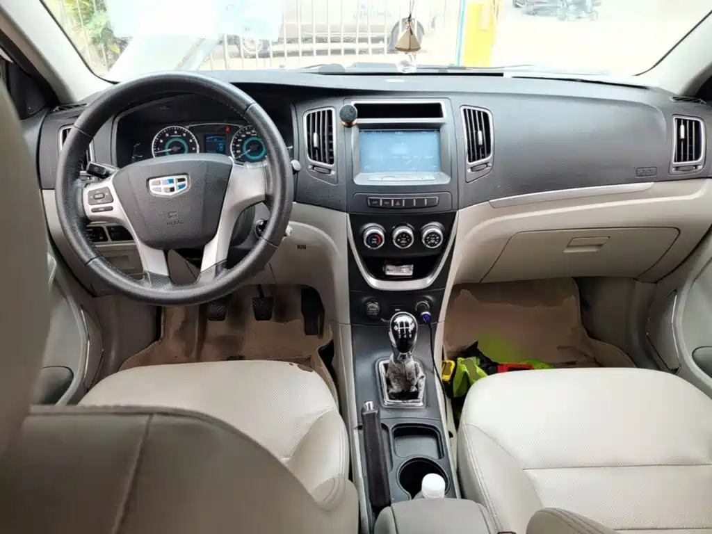 Geely Vision — миниатюра 10