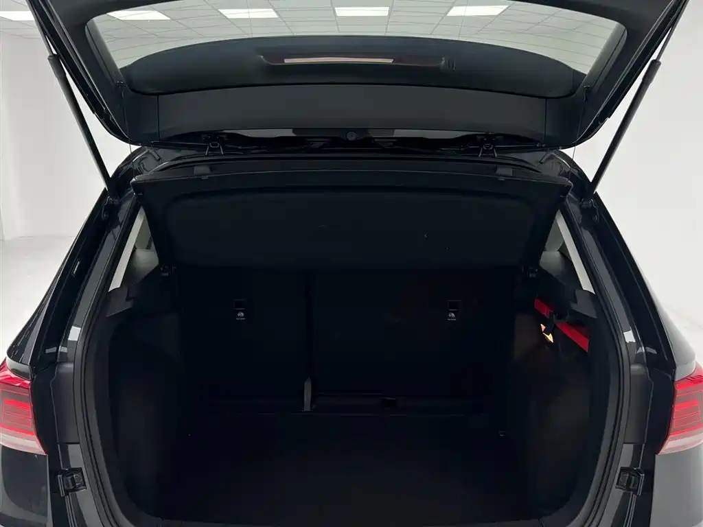 Volkswagen Tharu 2021 280TSI Comfort