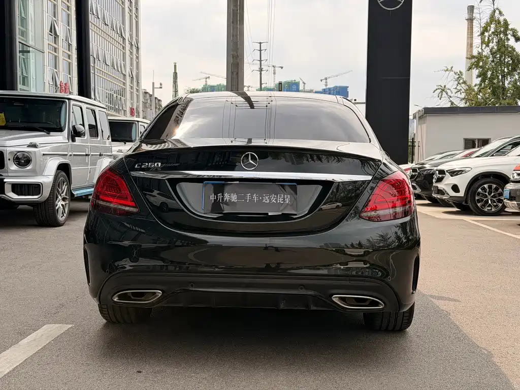 Mercedes-Benz C-Class — миниатюра 8