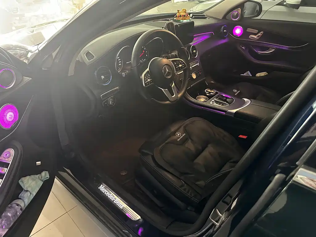 Mercedes-Benz C-Class — миниатюра 4