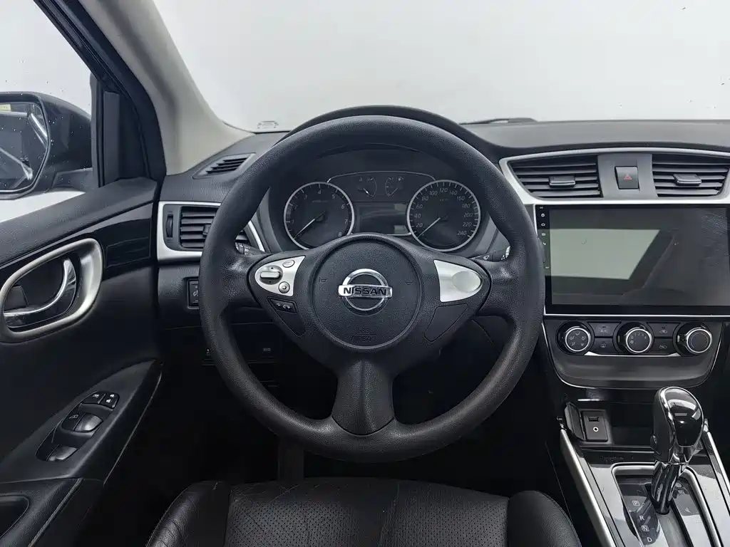 Nissan Sylphy — миниатюра 11
