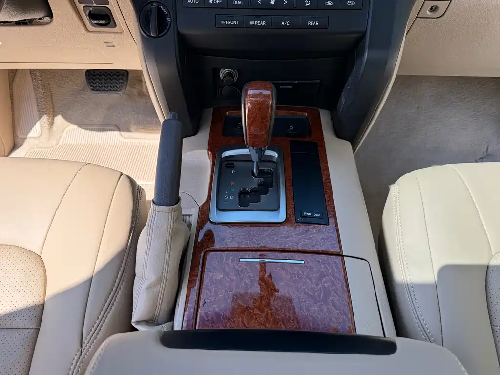 Toyota Land Cruiser — миниатюра 17