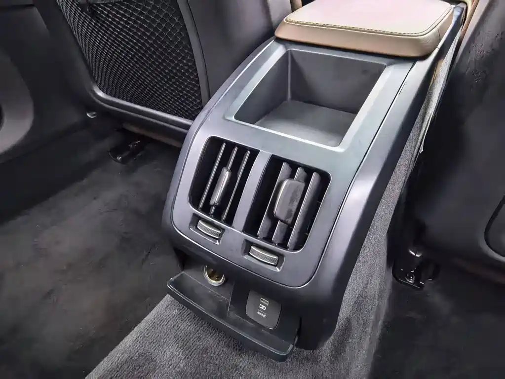 Volvo S90 — миниатюра 14