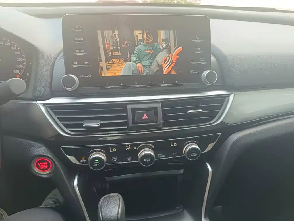 Honda Inspire — миниатюра 13