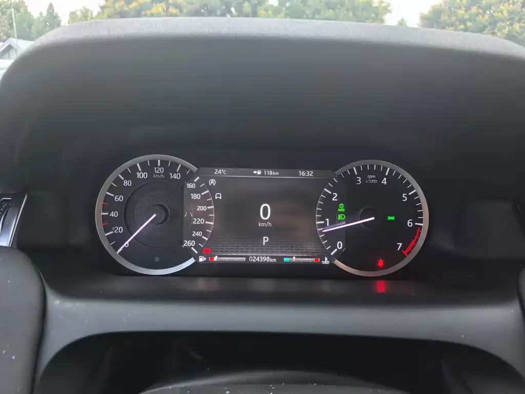 Land Rover Discovery Sport — миниатюра 2