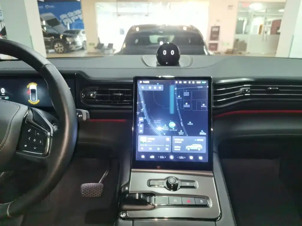 NIO ES6 — миниатюра 13