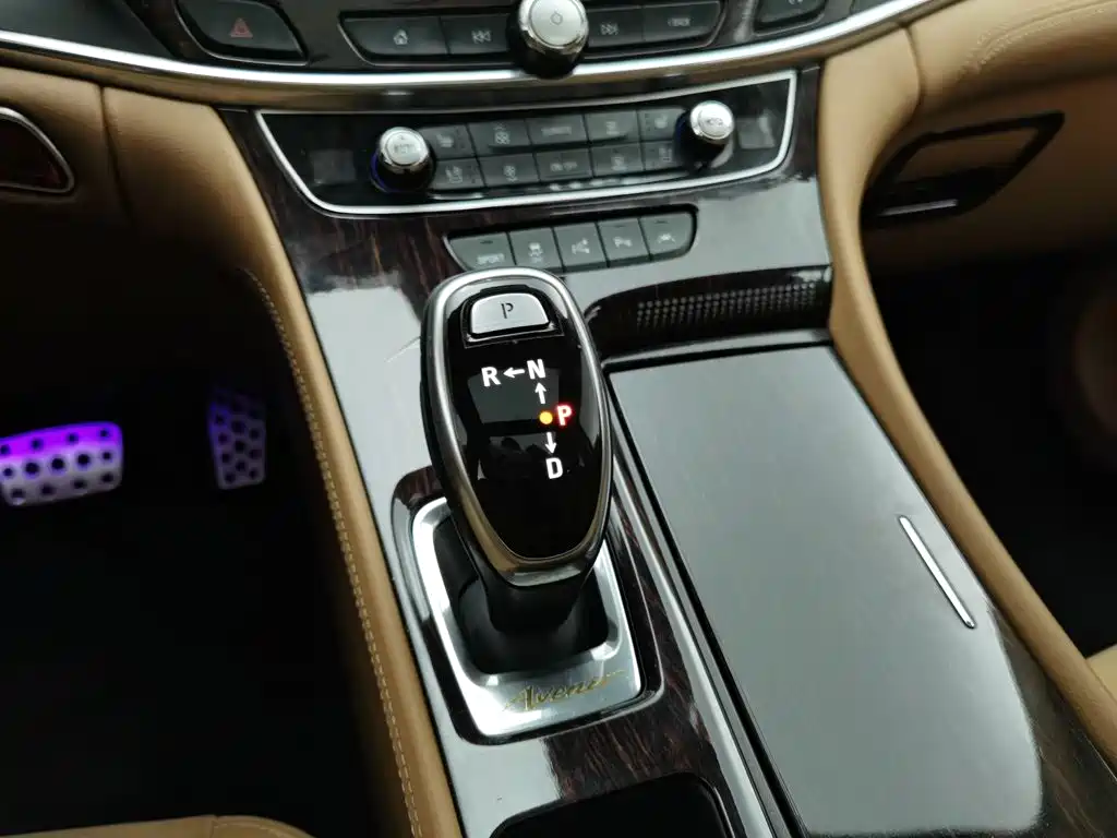 Buick LaCrosse — миниатюра 13