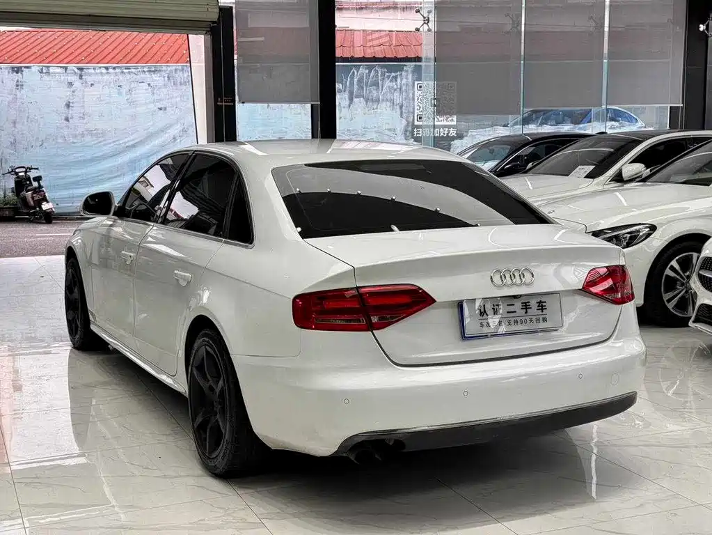 Audi A4L — миниатюра 4