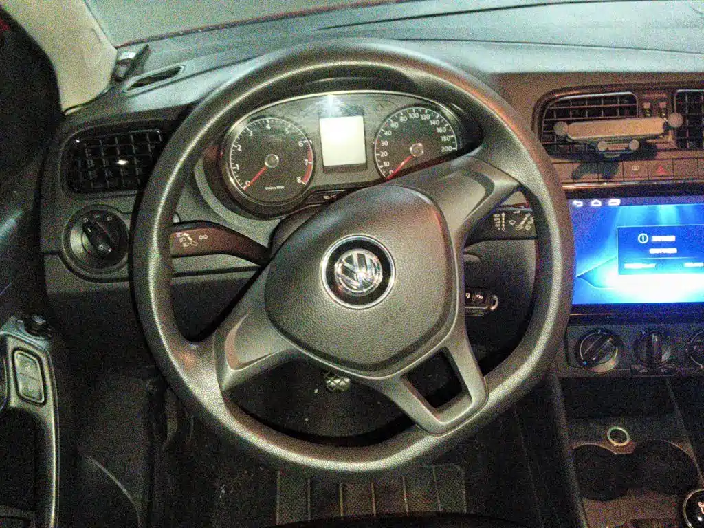 Volkswagen Polo — миниатюра 3
