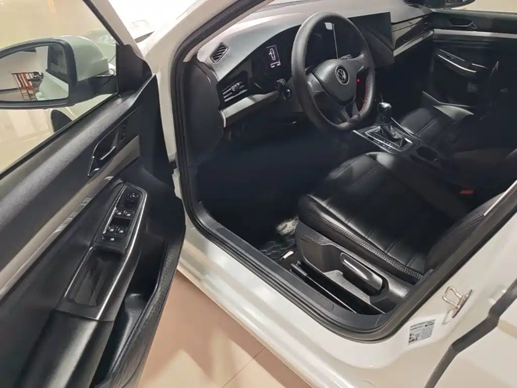 Volkswagen Bora — миниатюра 16