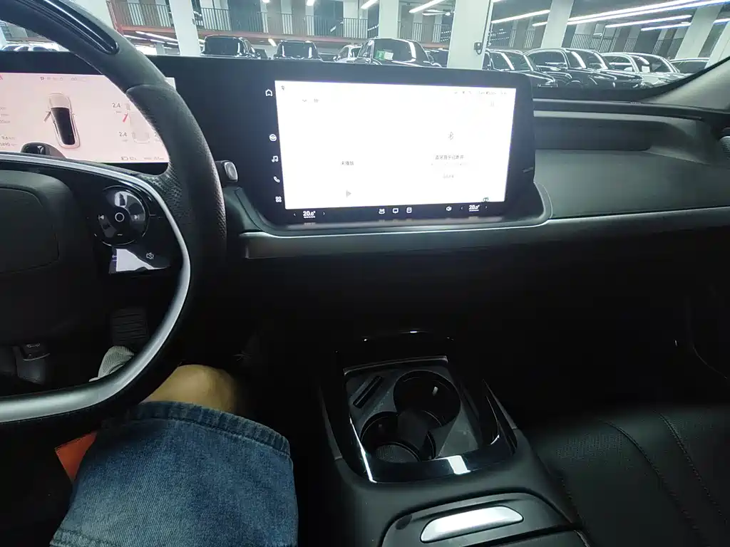 XPeng P7 — миниатюра 8