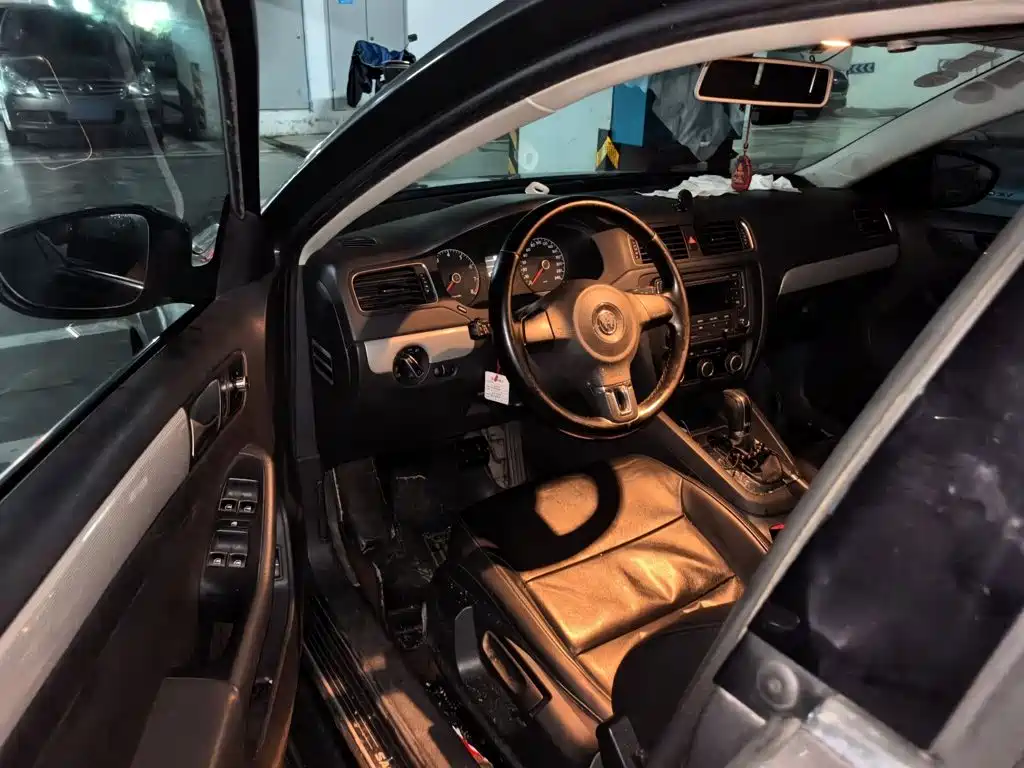 Volkswagen Sagitar — миниатюра 12