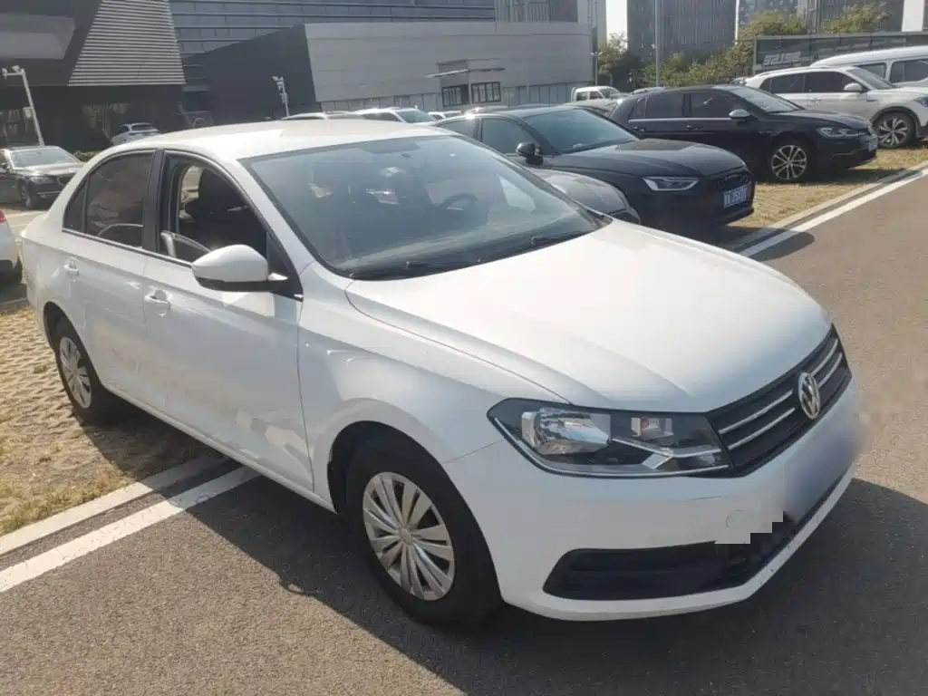 Volkswagen Santana — миниатюра 4