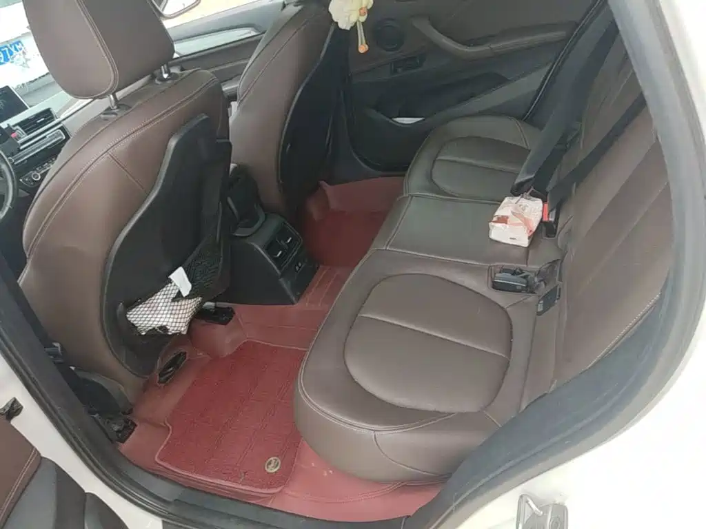 BMW X1 — миниатюра 13