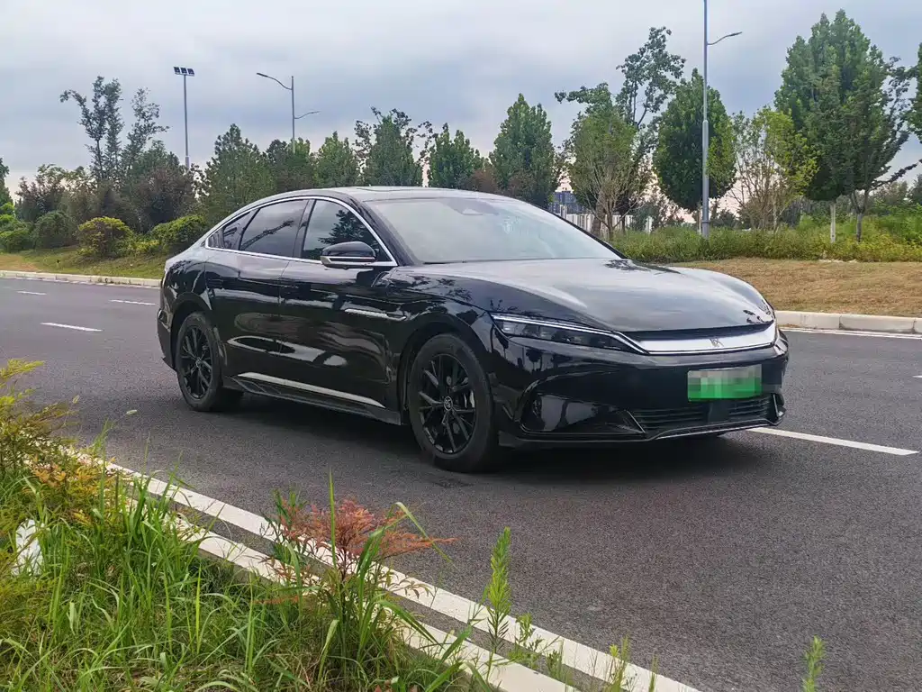 BYD Han — миниатюра 3