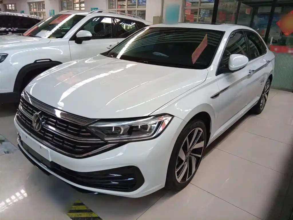 Volkswagen Sagitar 2024