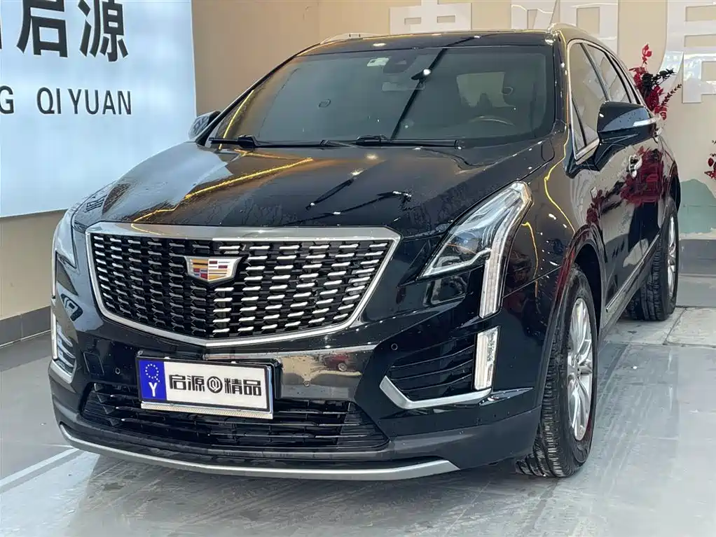 CADILLAC XT5