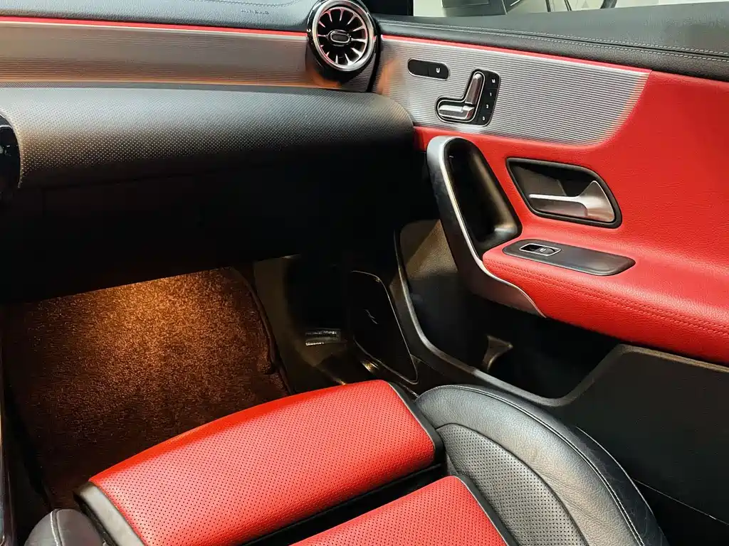 Mercedes-Benz A-Class AMG (Import) — миниатюра 13